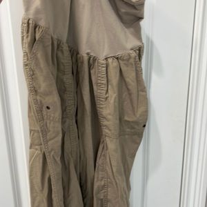 Motherhood maternity capris - bundle of 2 pairs